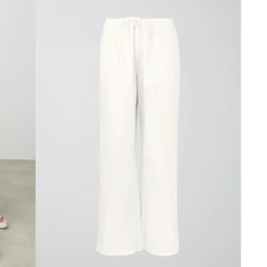 Vita linne byxor - Jätte fina vita linnebyxor som alldrig blivit använda💕 skriv för fler bilder💕