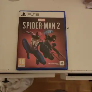 Spider man 2 till PS5.  Väldigt gott skick. Kan diskutera pris