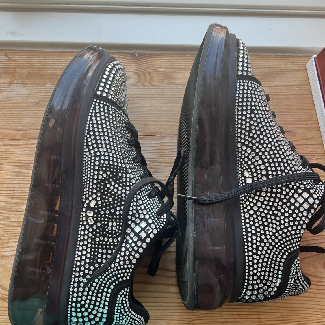 Karl Lagerfeld  - 90