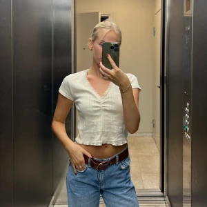 Söt topp!  - Fin topp! Klicka ej på köp nu! 🌸🥂