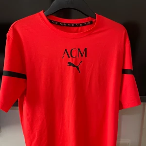 AC Milan träningströja  - Nytt skick