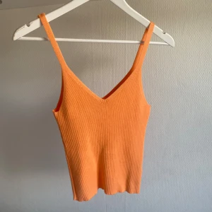 stickad topp - stickad topp från nakd aldrig använd 