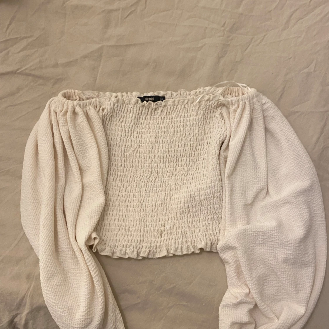 Off the shoulder topp - 90