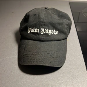 Palm Angels keps - Som ny fast utan taggar