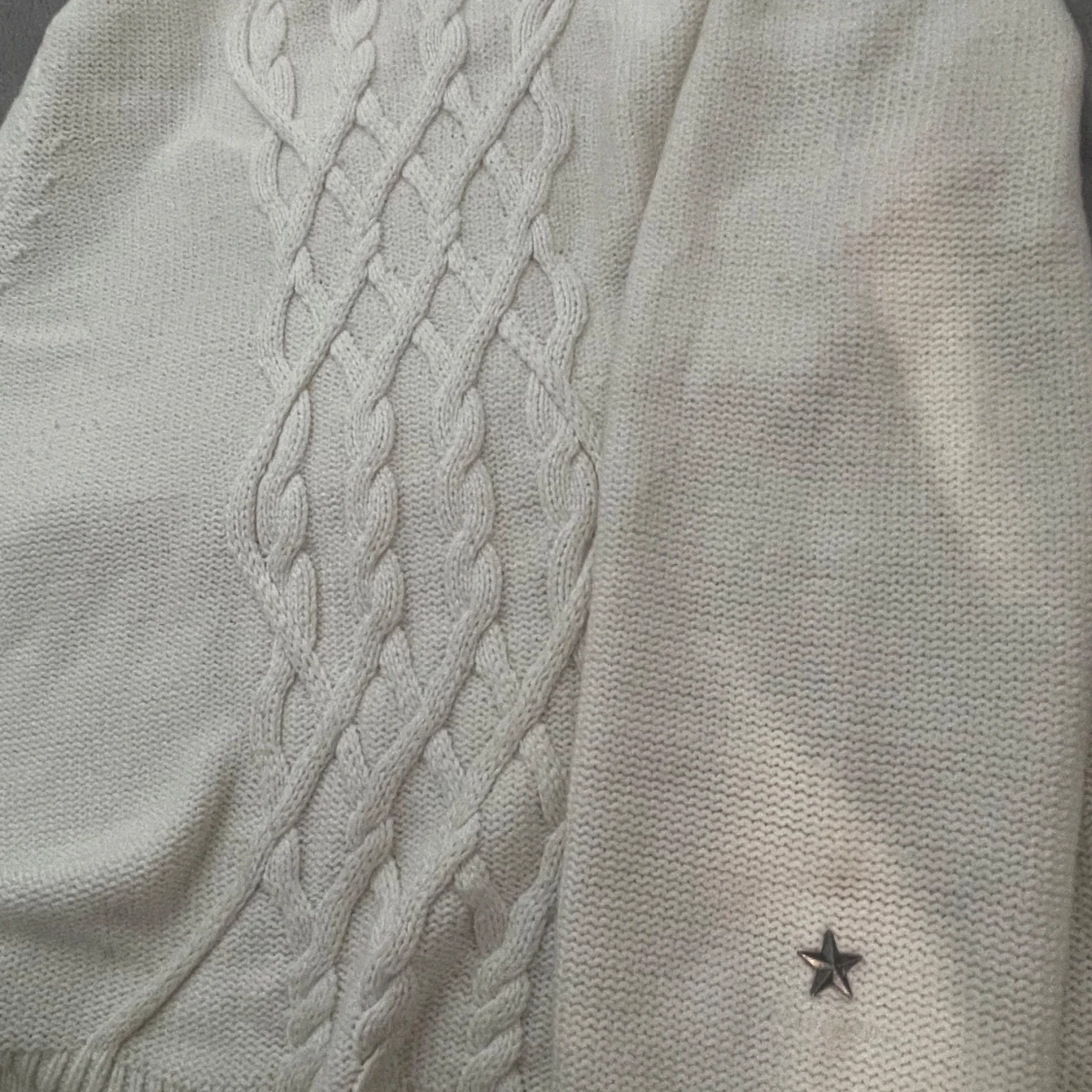 Vit stickad tröja  - 92