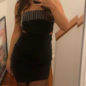 Festklänning - Så snygg klänning från ASOS, använd 2 gånger