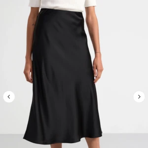 Satin kjol - Från Lindex❣️aldrig använd med prislapp kvar