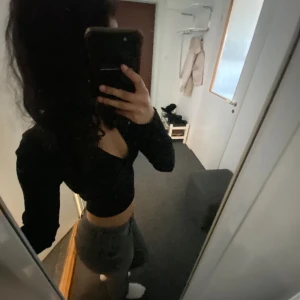 Jeans från zara strl 32 - Byxor från zara strl 32 