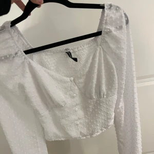 Vit blus - En fin blus från new yorker 