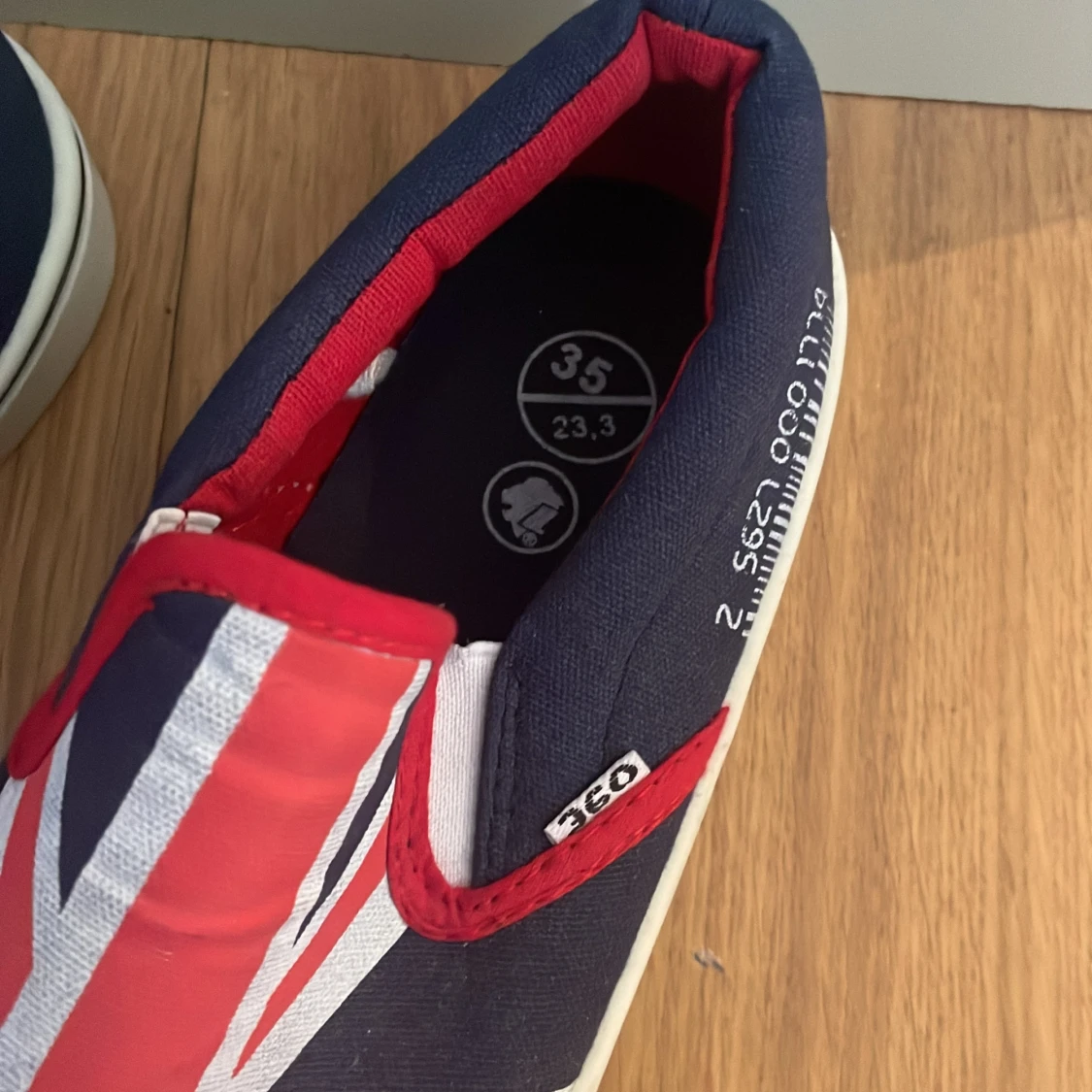 Sneakers strl 35 (36) - 90