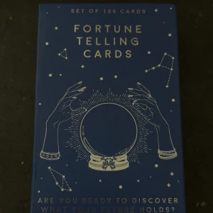 Fortune telling cards (Framtid kort) - Kort som besvarar dina frågor  Använd fåtal gånger, köpt för 129kr 