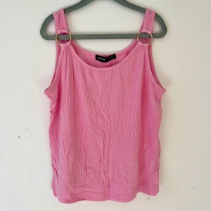 Topp - Sött linne Använd 1 gång 