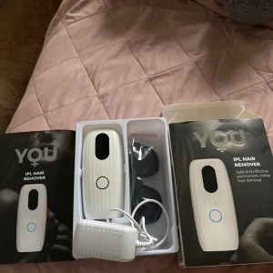 Hårborttagning  - laser ansikts- och kroppsepilator Helt ny ,inte används  YOU HAIR REMOVER  IPL-enhet✓ Razor✓ Skyddsglasögon IPL avsedd för hemmabruk. Tar bort hårväxt efter några behandlingar. Omfamna en mjuk och smidig upplevelse. Di