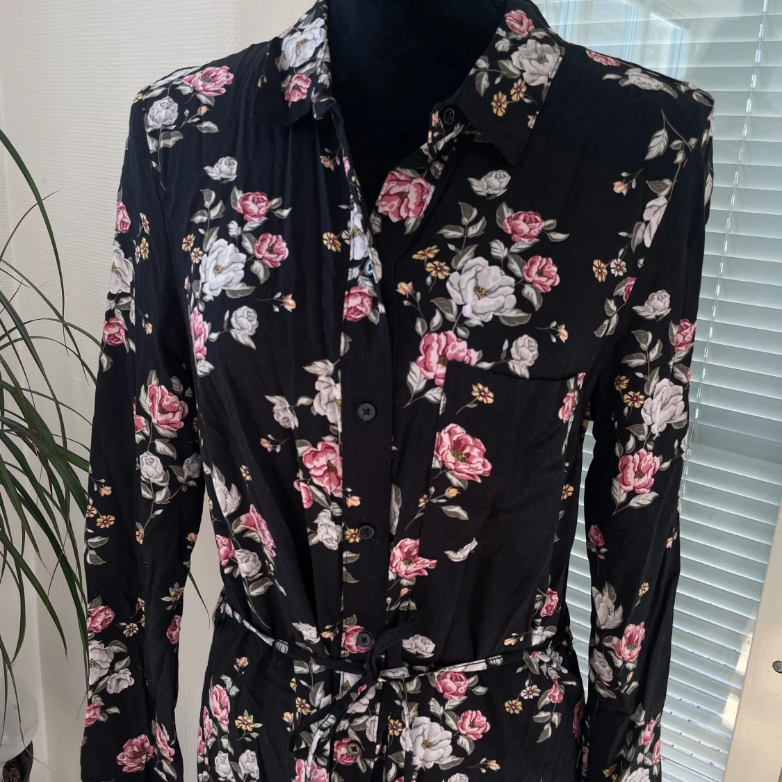 NY klänning strl 44 - 90