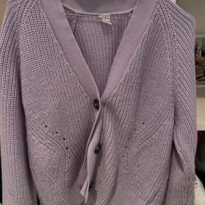 Snygg tröja - Dyr tröja använd en gång stockholmsstil