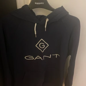 Gant hoodie i storlek M - Gant hoodie i storlek M  Säljes för används inte längre   