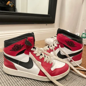 Nike Air Jordan 1 - Bra skick!❤️