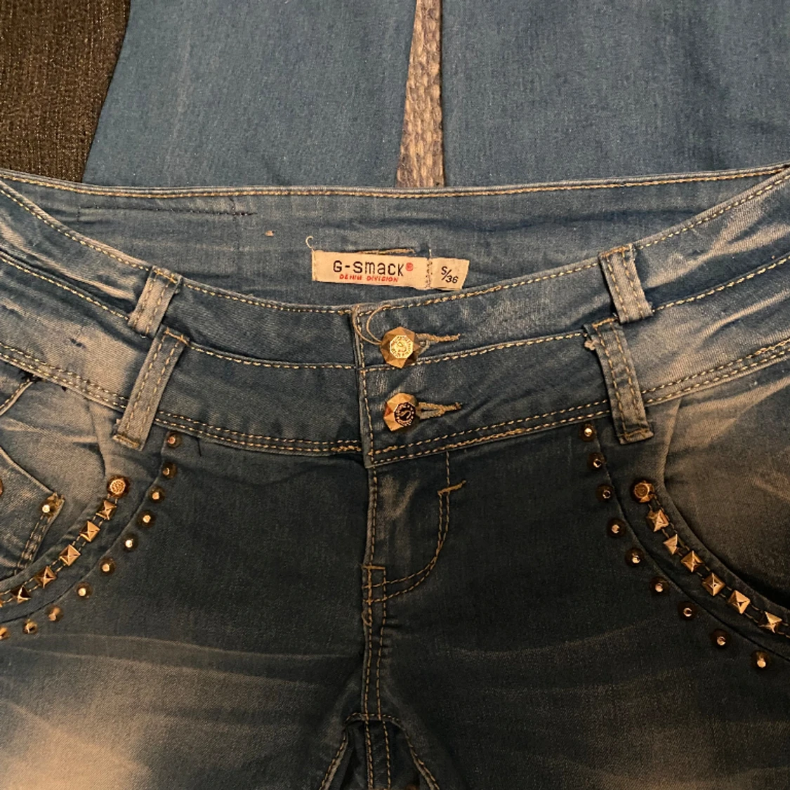 Bootcut lågmidjade jeans