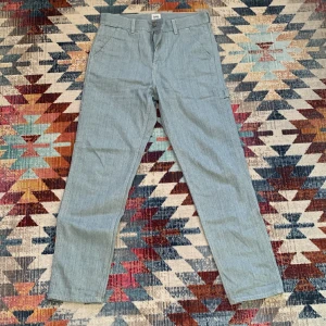 Lee carpenter jeans - Bra skick, säljer pga växt ut dem. Köpt från Lee. Som sagt inget fel på dem.