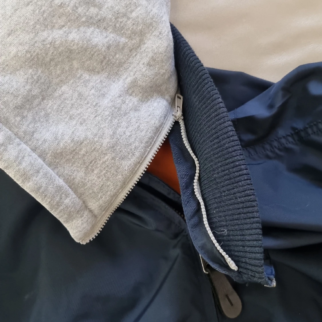 Alfa industries - Bomber jacka med avtagbar luva - 91