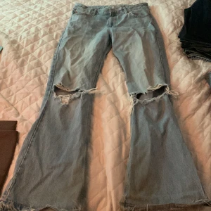Ljusblå jeans - Smått använd 