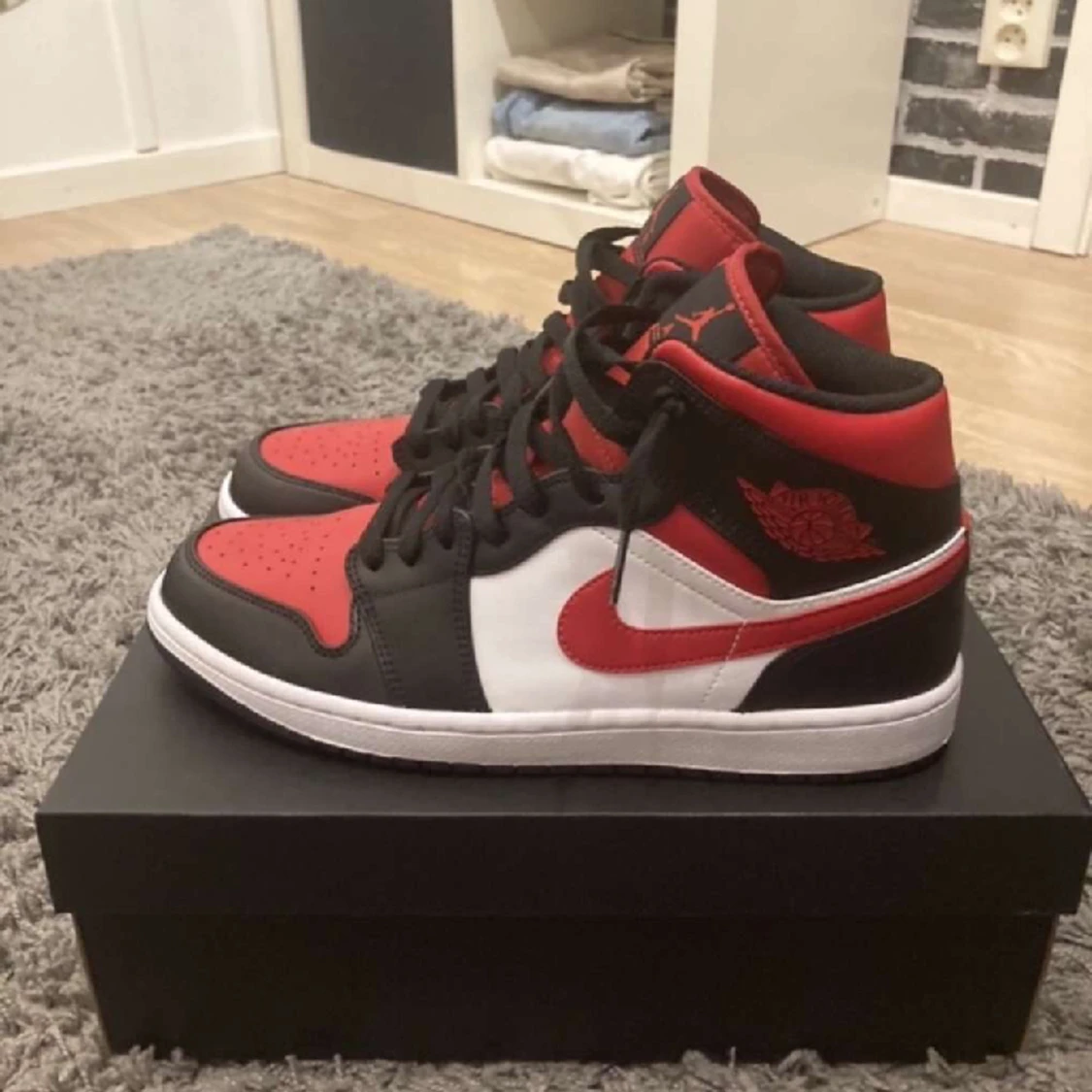 Jordens 1 mid fire red