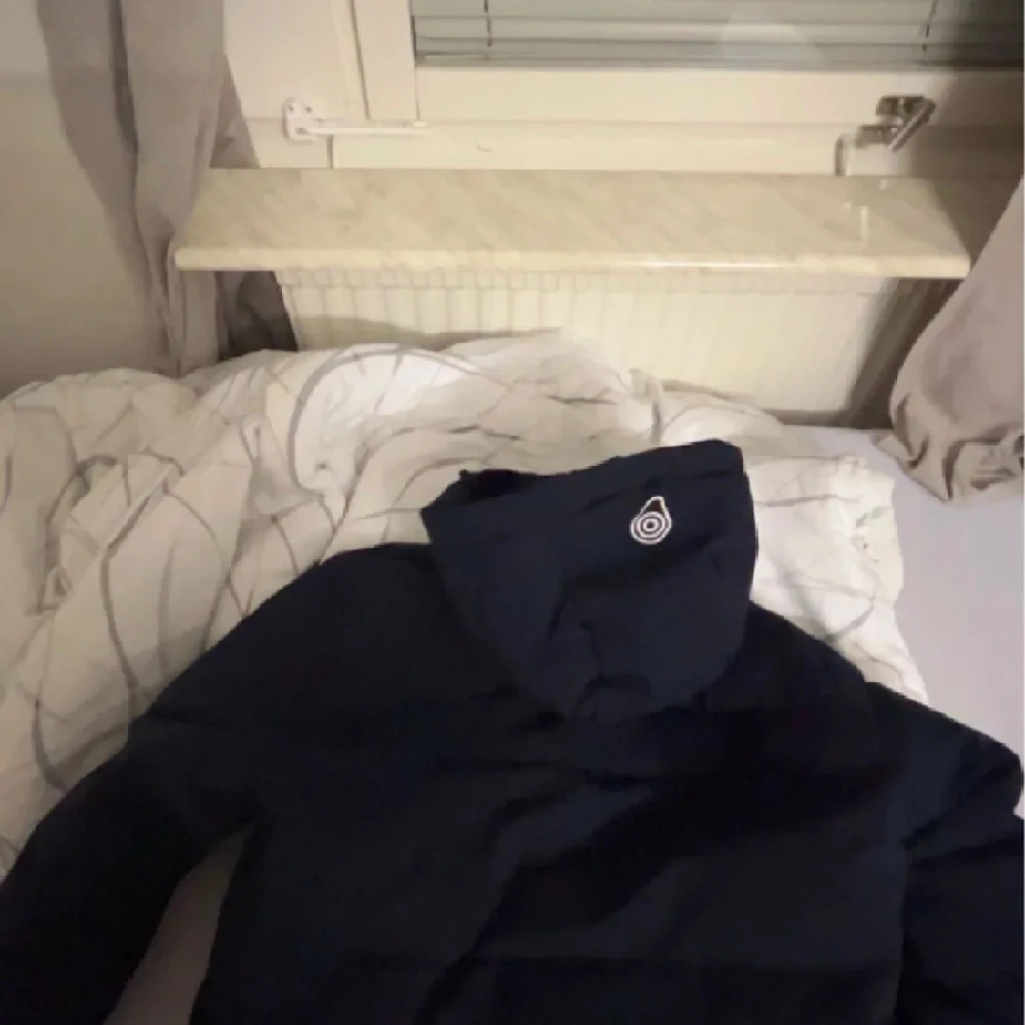 Sail racing jacka, Hugo boss axelväska och cp company - 90