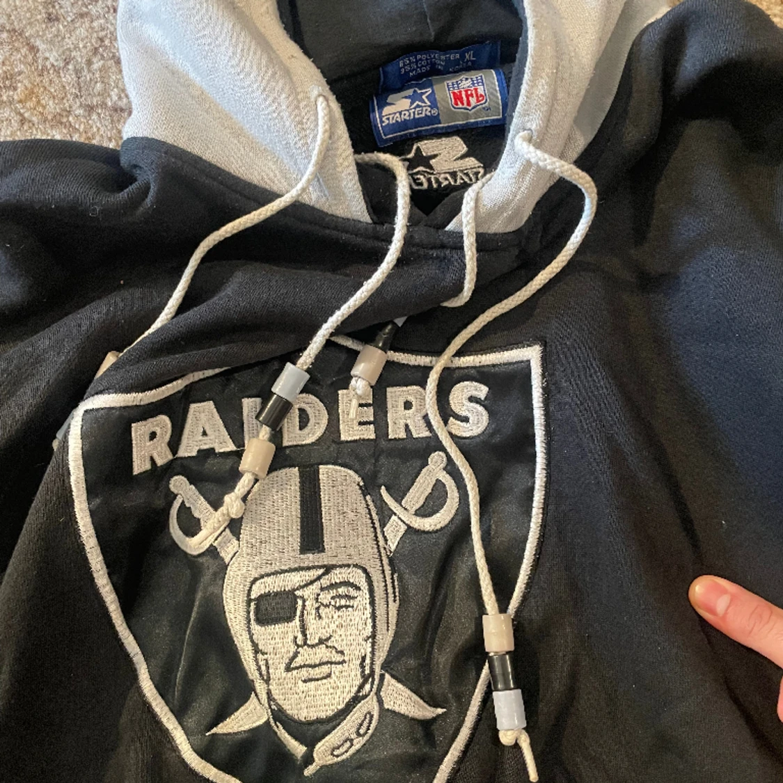 Mid 90s vintage raiders hoodie - 90