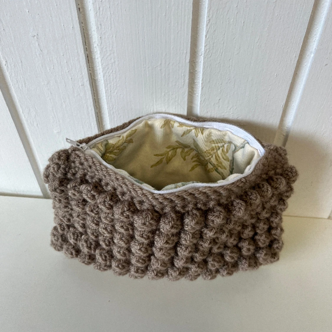 Necessär mellan - Mörkbeige  - 91