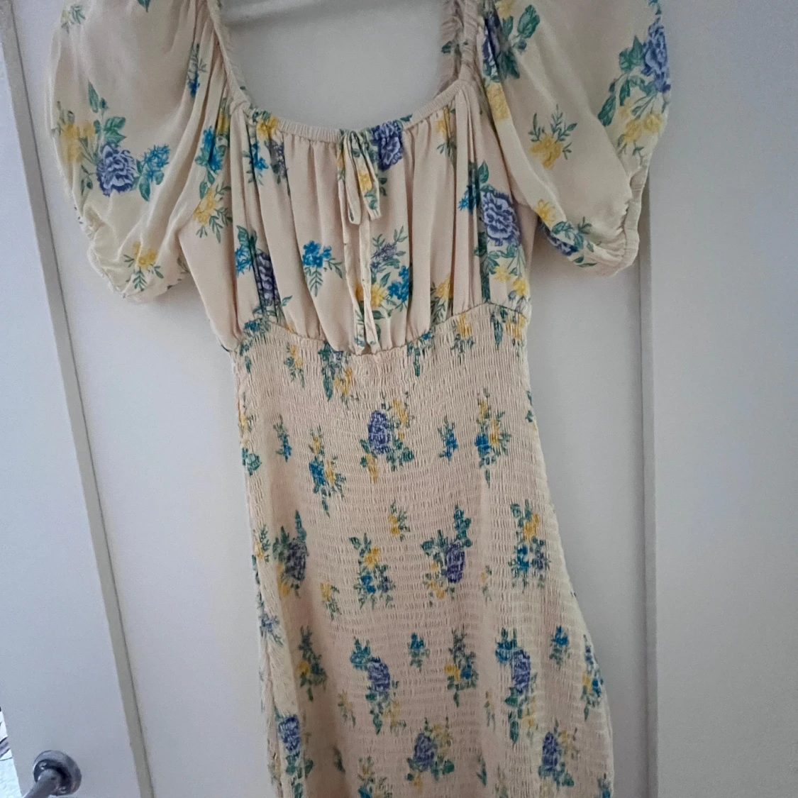 Blommig klänning  - 92