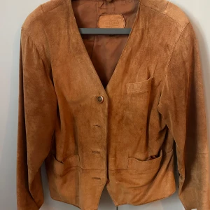 Moccajacka hollies  - En retro Hollies jacka i brun mocca 