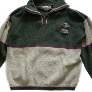 Retro tjocktröja - Retro varmare tröja i 50% ull. Går att dra upp dragkedjan till polokrage. 