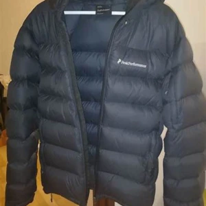 Peak jacka  - Gott skick 