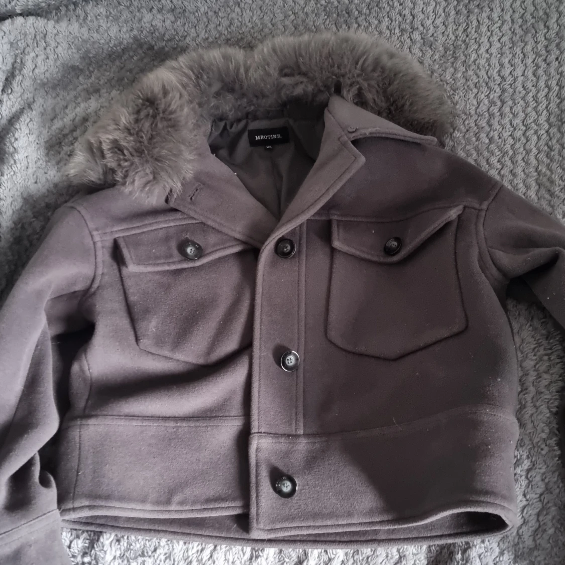 Meotine jacka grå