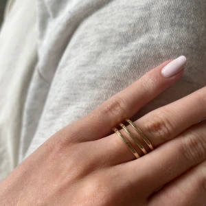 Ring - Superfin och cool guldring, som ny💕