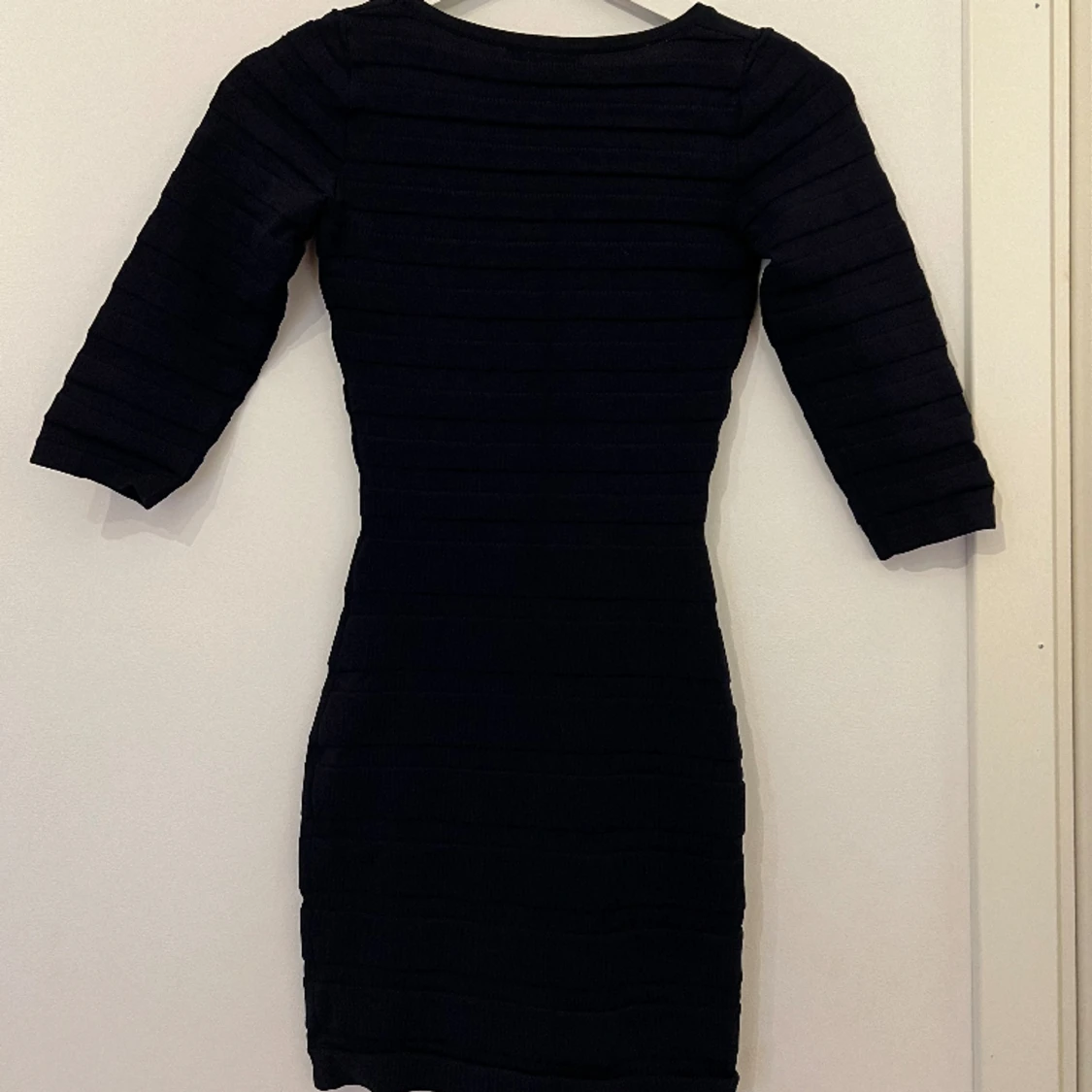 Mörkblå miniklänning  - 91