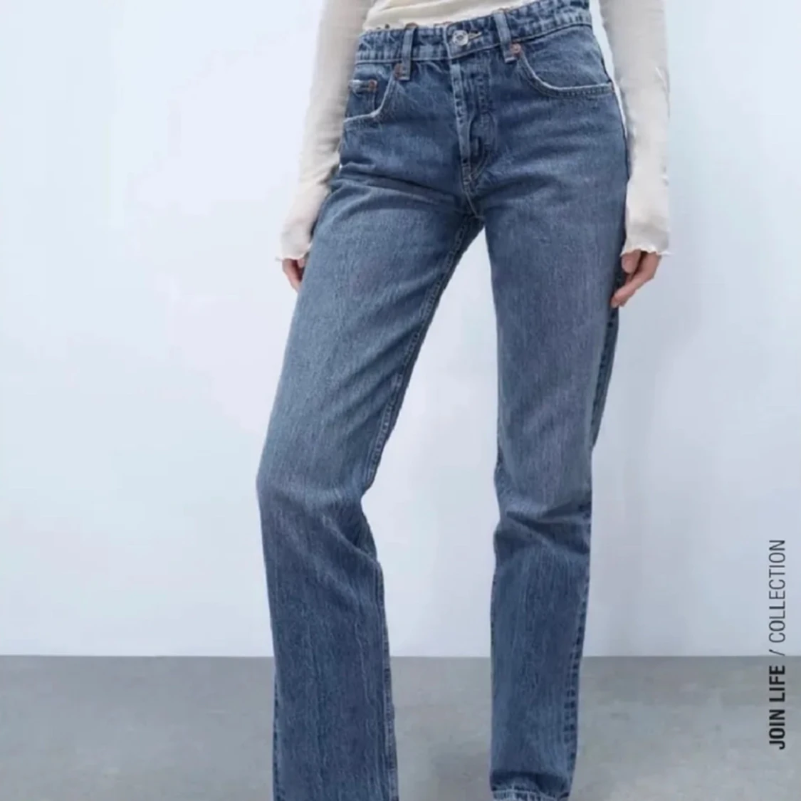 Zara mid Rise jeans - 90