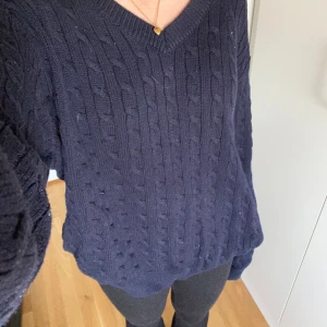 Stickad brandy tröja💕 - Supermysig stickad tröja från brandy som inte kommer till användning💔nyskick + frakt tillkommer🤍