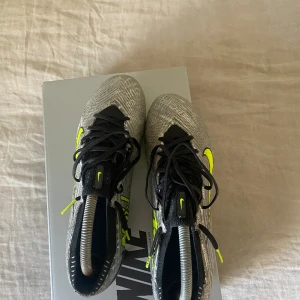 Nike mercurial vapor  - Bra skick 