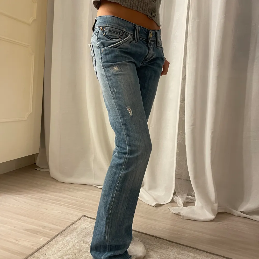 Supersnygga Miss Sixty jeans!!💓💓                             Såå fina men kommer tyvärr inte till användning❤️. Jeans & Byxor.