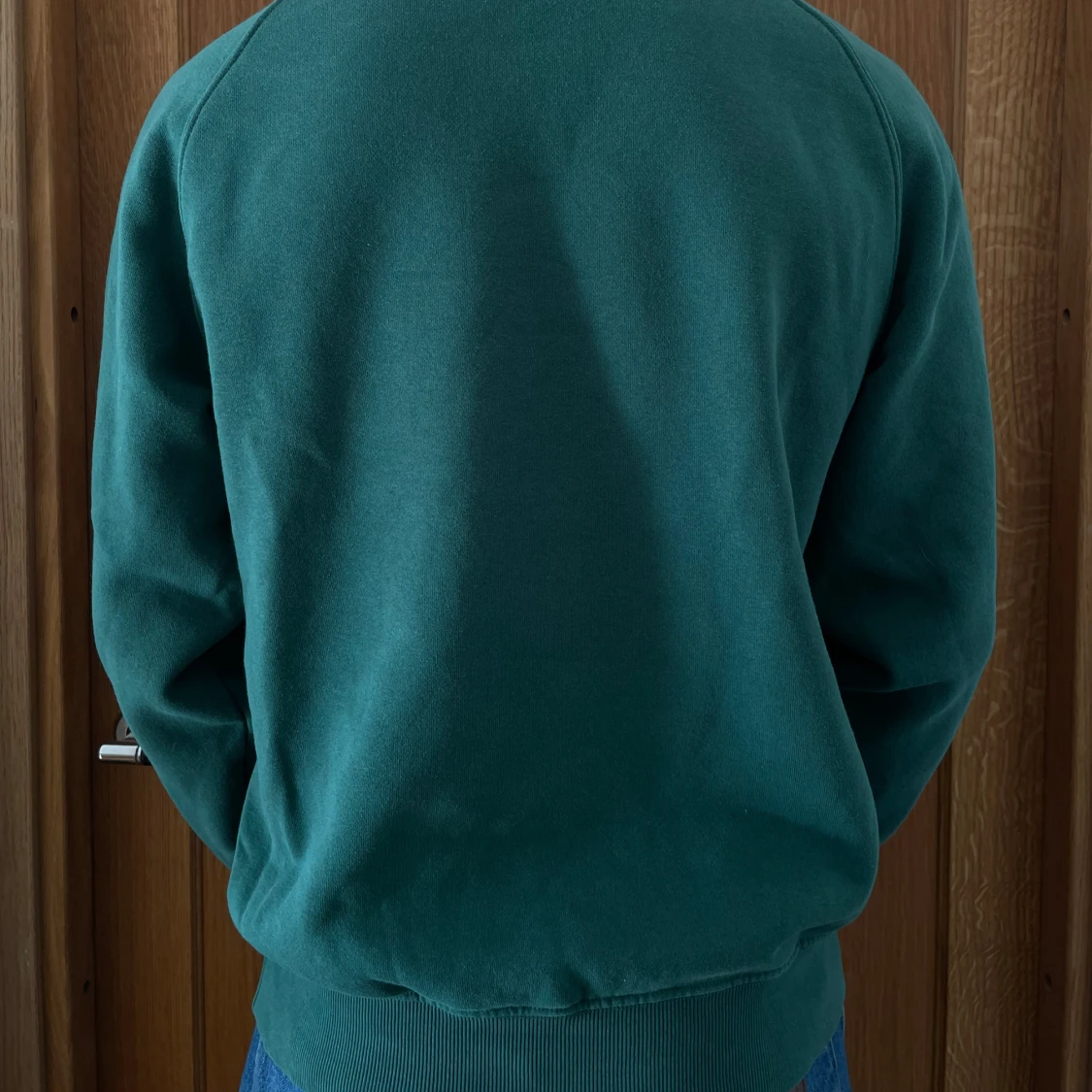 Långarmad mörkgrön tröja  - 90