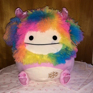 Evita Squishmallows bigfoot  - Helt ny 30cm Väldigt svårt att hitta!