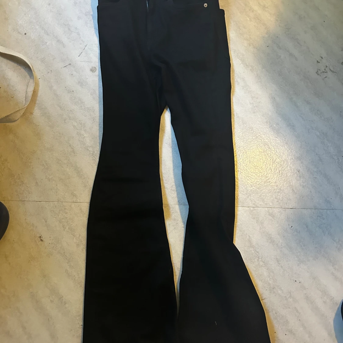 Säljer lager 157 snake flare jeans  - 90
