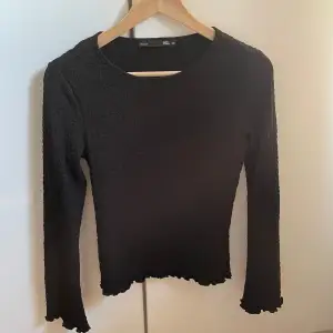 Superfin tröja med textur ifrån lager 157💕