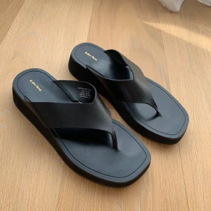 Other Stories sandaler  - Säljer dessa storlek 39. Nypris ca 1000