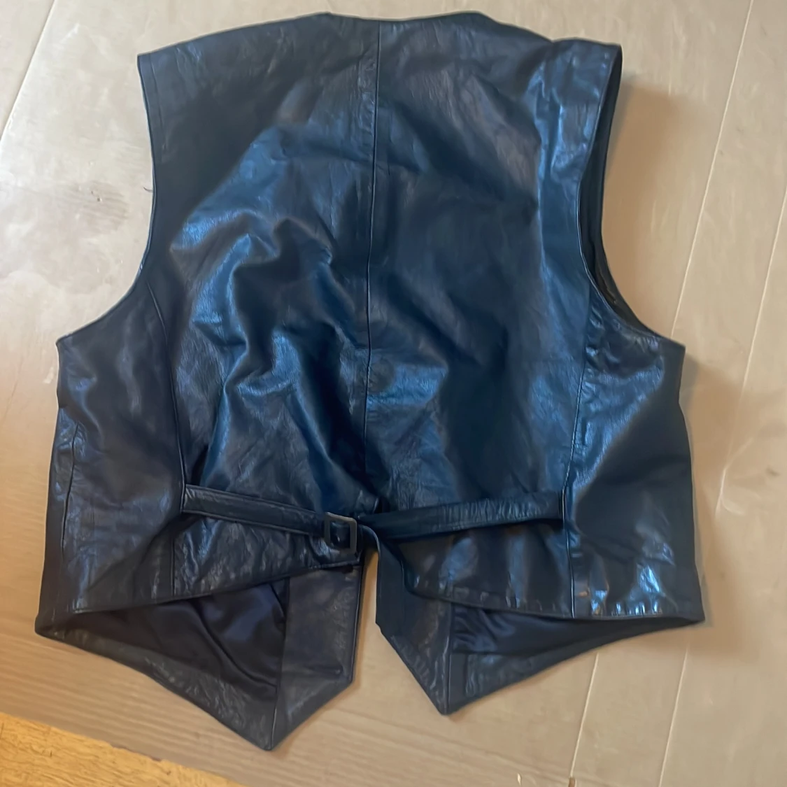 Läderväst  - 90