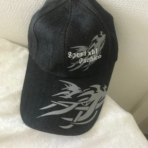 Sport Keps  - Justerbar stlk  Helt ny  99kr/st