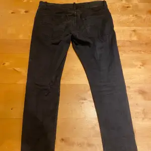 Tiger of Sweden jeans i storlek 34/34 i nyskick. Svarta