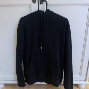 Hoodie - Hoodie som passar xs/s