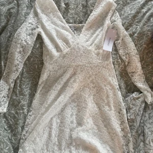 Klänning - Endast testad